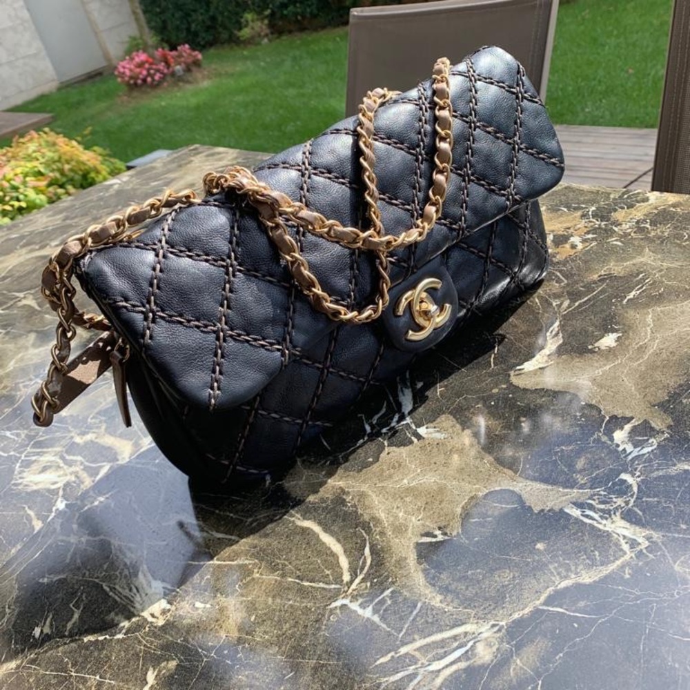 %100 authentic Chanel Bag ! - Picture 2 of 8